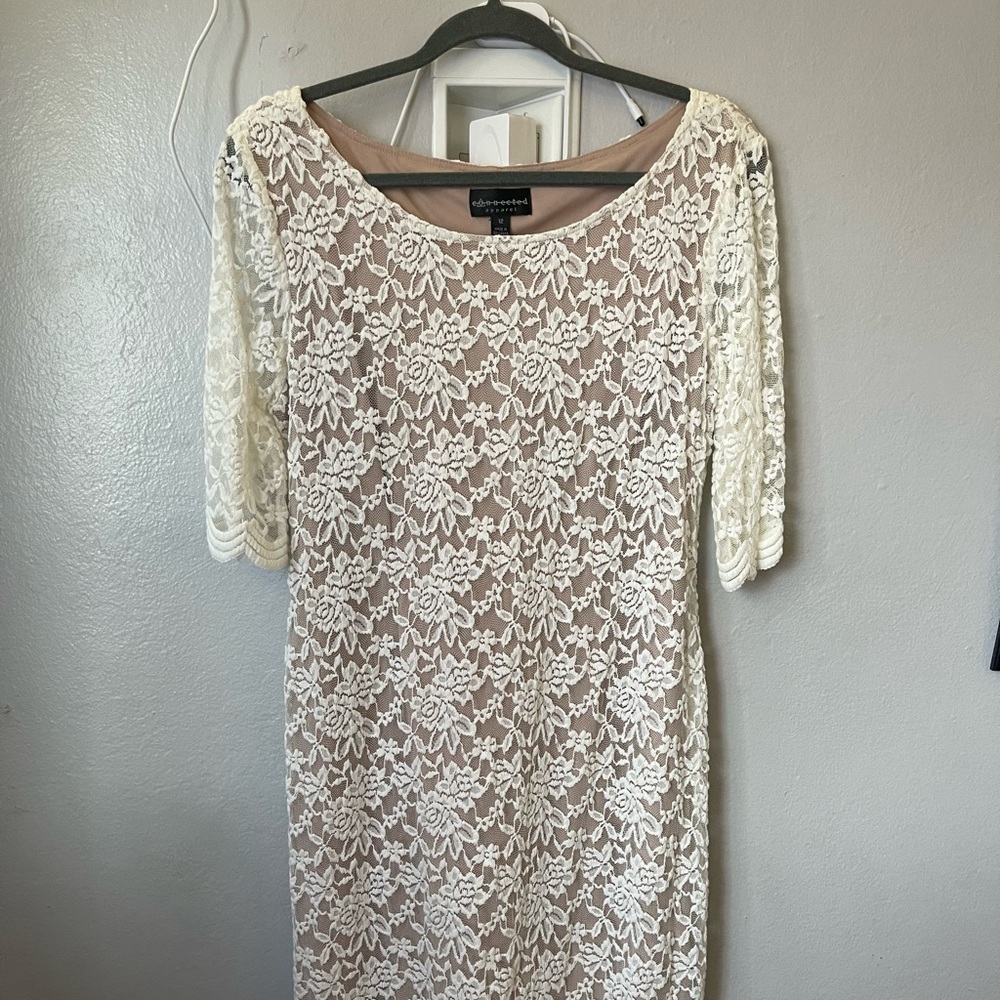 Connected apparel size 12 stretch lace short dress with half sleeves